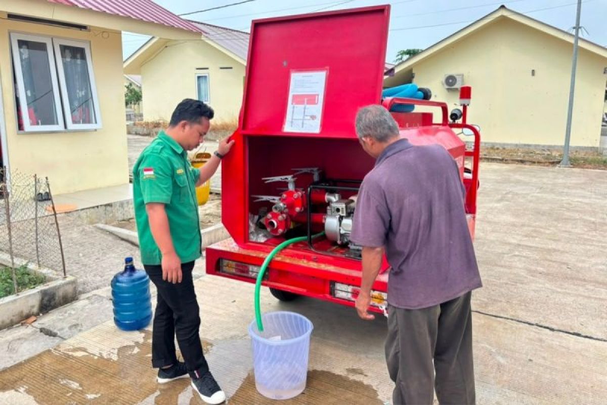 PLBN Serasan salurkan 15 ton air bersih untuk warga