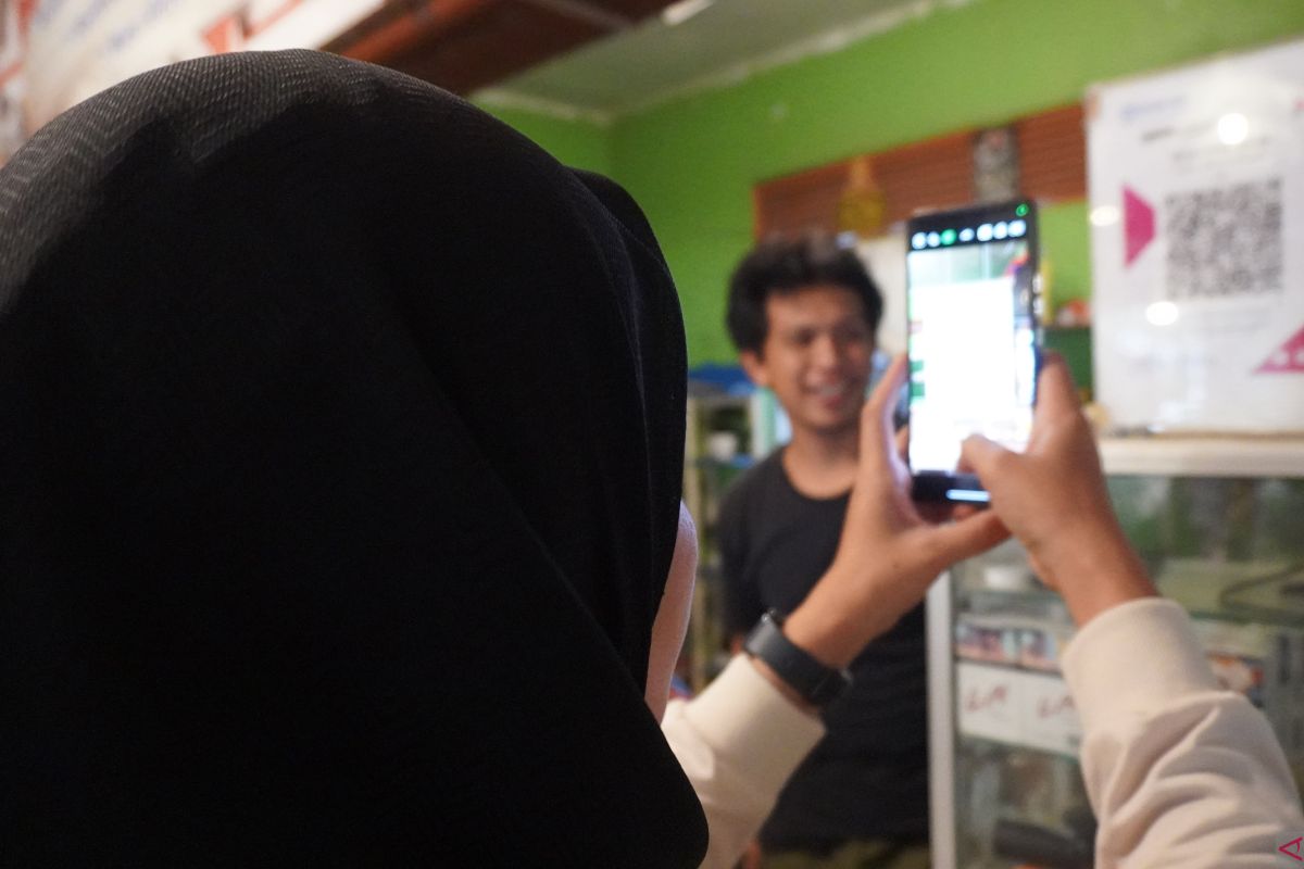 Kenapa Gen Z suka bayar pakai QRIS? Ini 4 alasannya