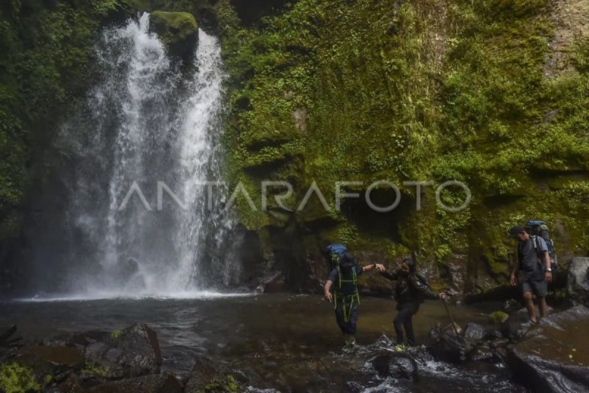 Potensi wisata alam di Kayu Aro Barat
