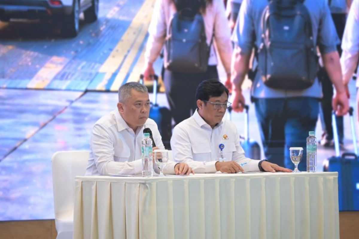 Menhub tegaskan data manifest kapal harus akurat demi keselamatan