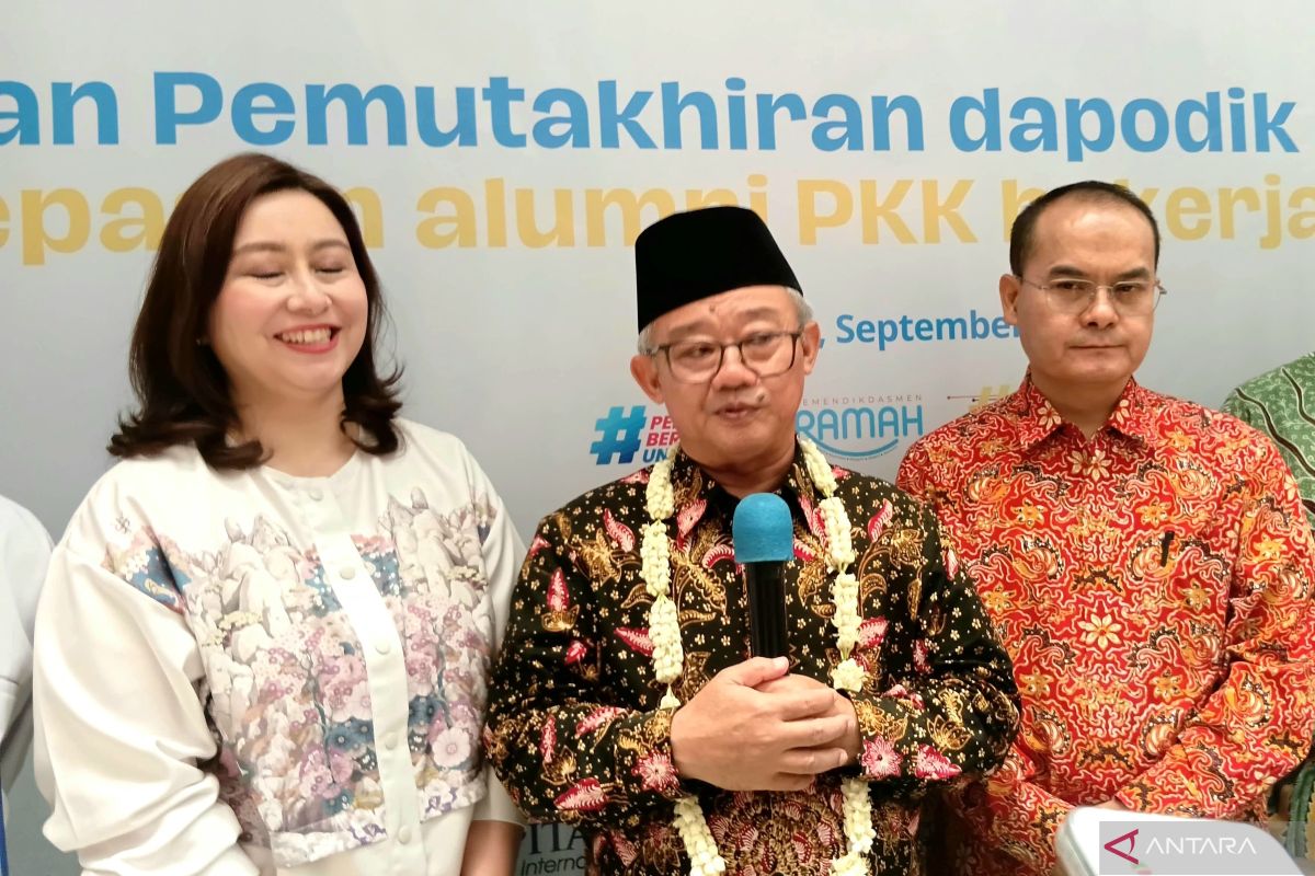 Mendikdasmen ingatkan pentingnya sertifikat pelatihan bagi lulusan SMK - ANTARA News Gorontalo