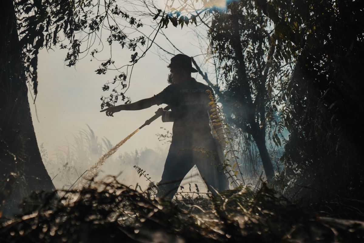 Air Sungai Pawan dikirim sejauh 9 km untuk basahi Gambut — NadiKabar.com