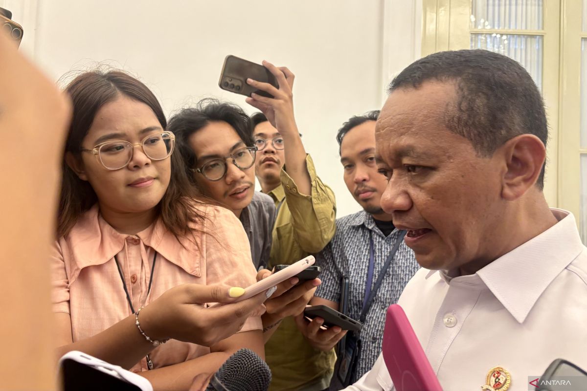 Status Fahd di Golkar, Bahlil sebut junjung tinggi proses hukum