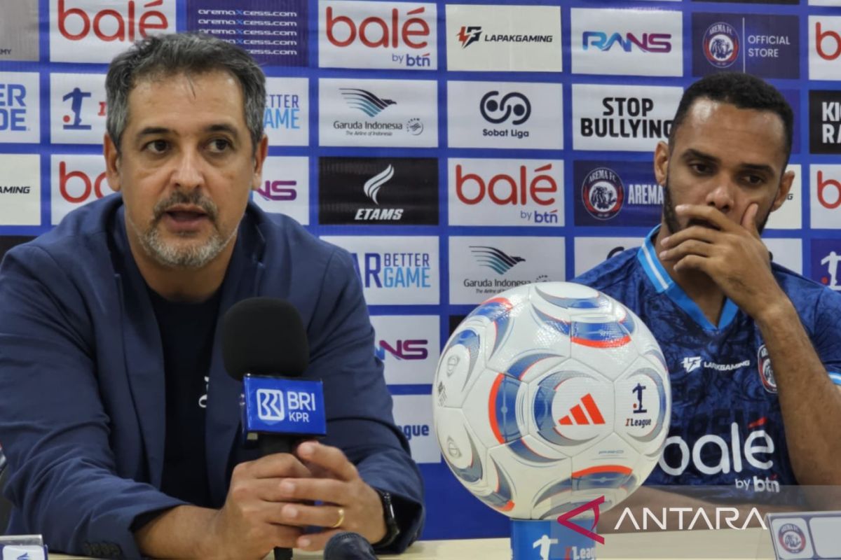 Tiada penyerang murni jadi kendala Arema hadapi  Persik