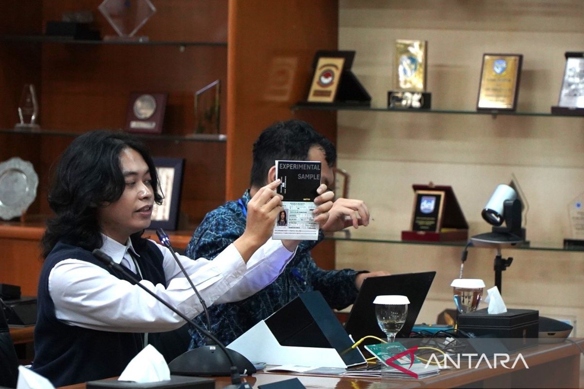 Kemdiktisaintek dukung hilirisasi riset cip paspor elektrik ITB-PERURI