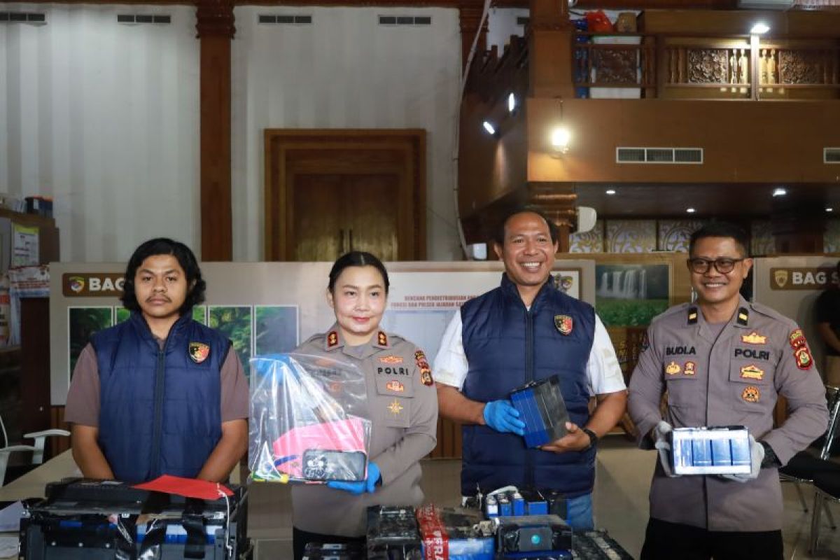Polres Jembrana tangkap lima orang komplotan pencuri baterai tower komunikasi