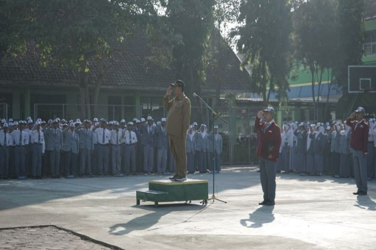Bupati kobarkan jiwa nasionalisme pelajar cegah aksi kekerasan jalanan