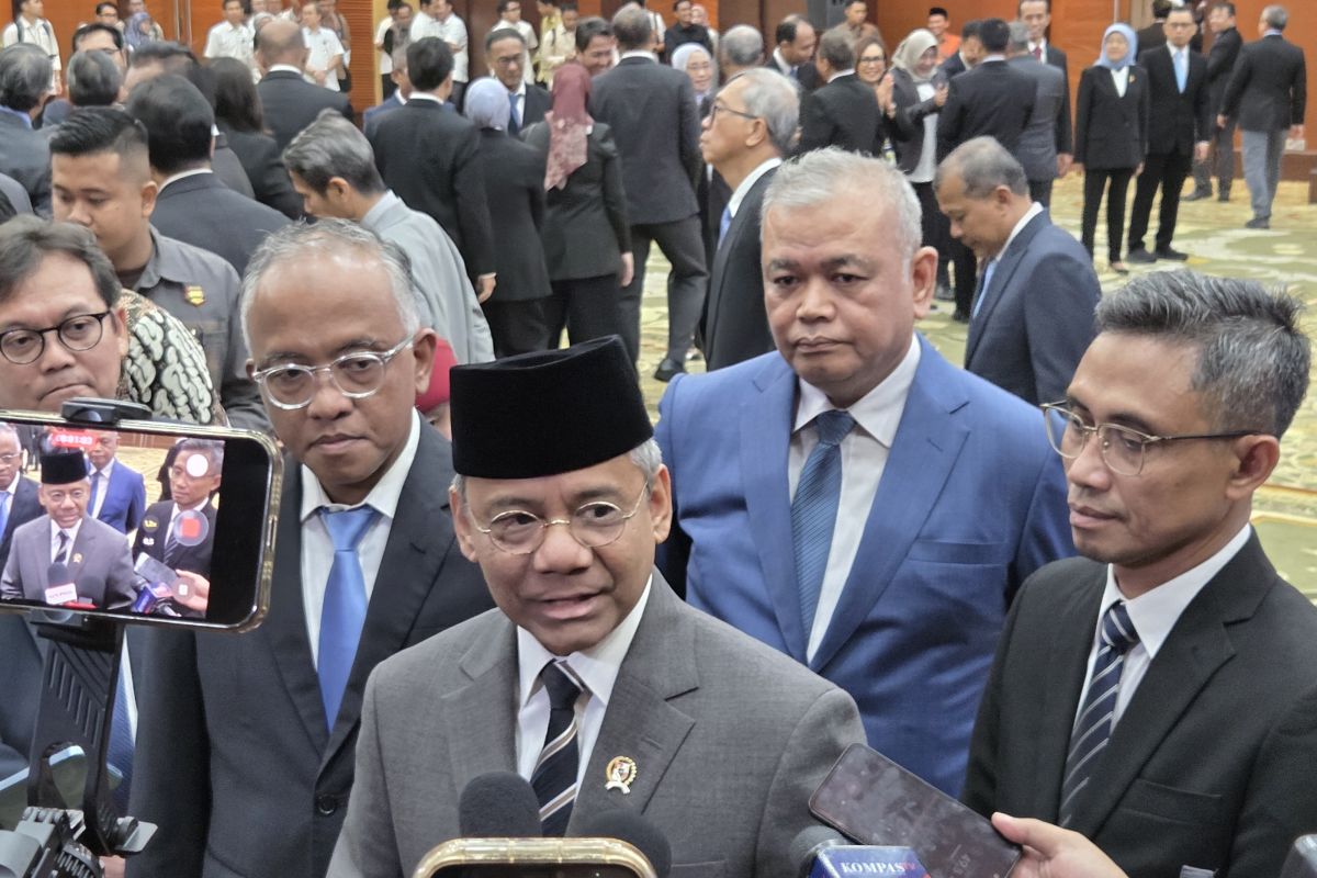 Suahasil lantik 14 pejabat Kementerian Keuangan dan KSSK