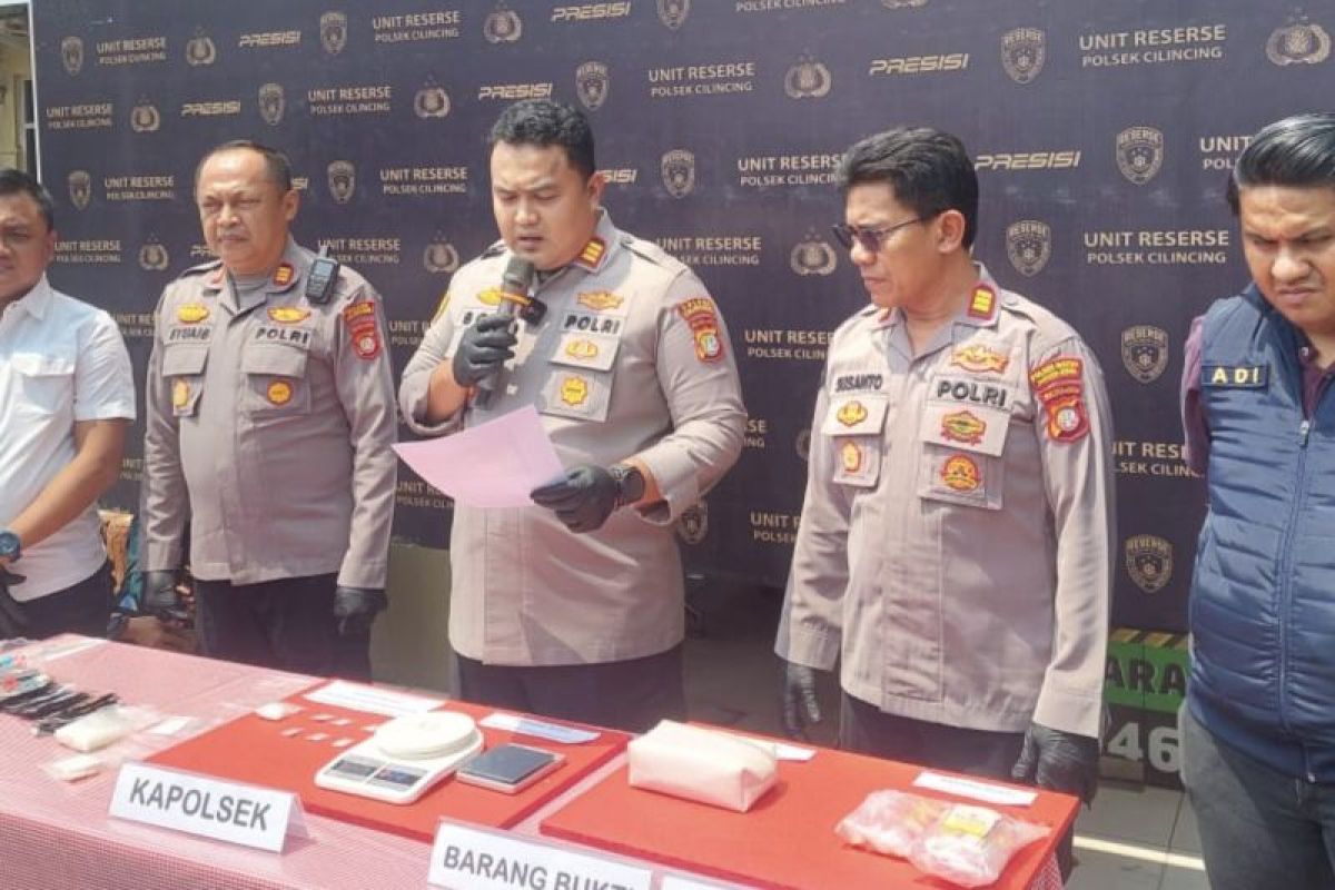 Polisi tangkap bandar dan pengguna sabu di Kampung Bahari Jakut