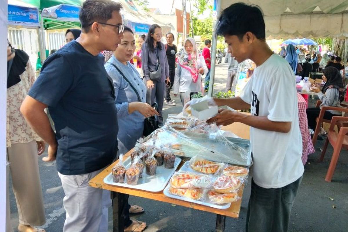 Disprinkop Kota Mataram menyiapkan bazar UMKM MotoGP
