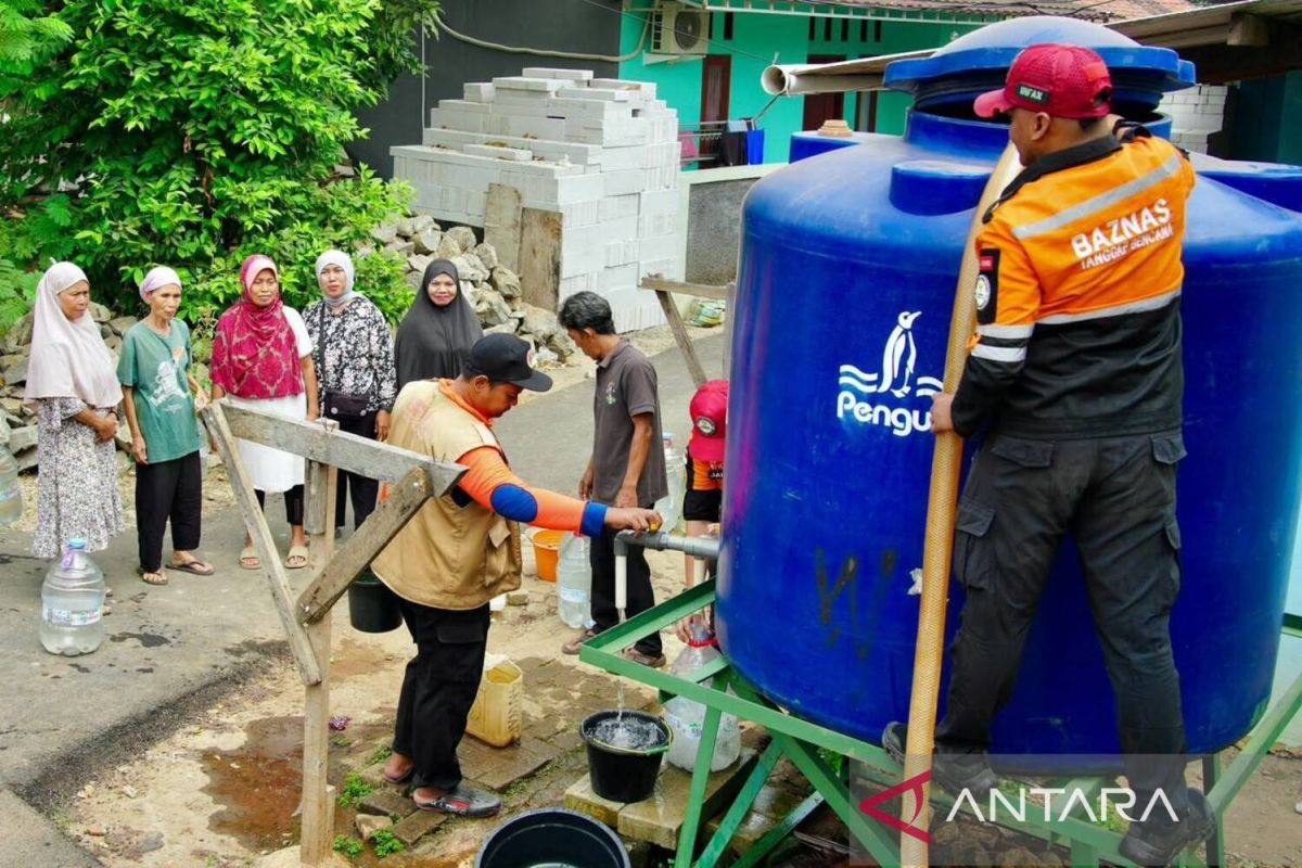 Baznas kirim 16.000 liter air bersih untuk korban kekeringan Tangsel