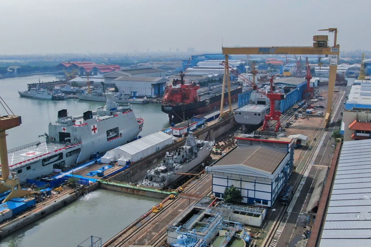 PT PAL siapkan kemampuan memodernisasi kapal induk Giuseppe Garibaldi - ANTARA News Jawa Timur