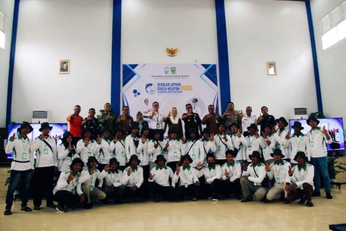 BMKG tingkatkan keselamatan melaut dengan sekolah lapang cuaca nelayan di Natuna