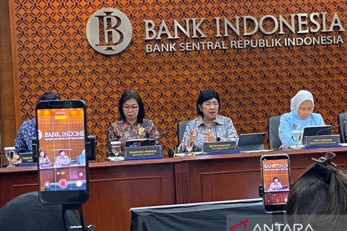 BI antisipasi "higher for longer" dengan kenaikan bunga pada Mei-Juni