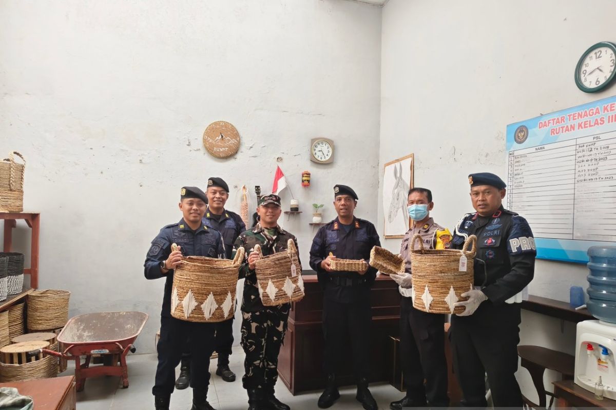 Rutan Wates beri pelatihan pembuatan kerajinan bagi warga binaan