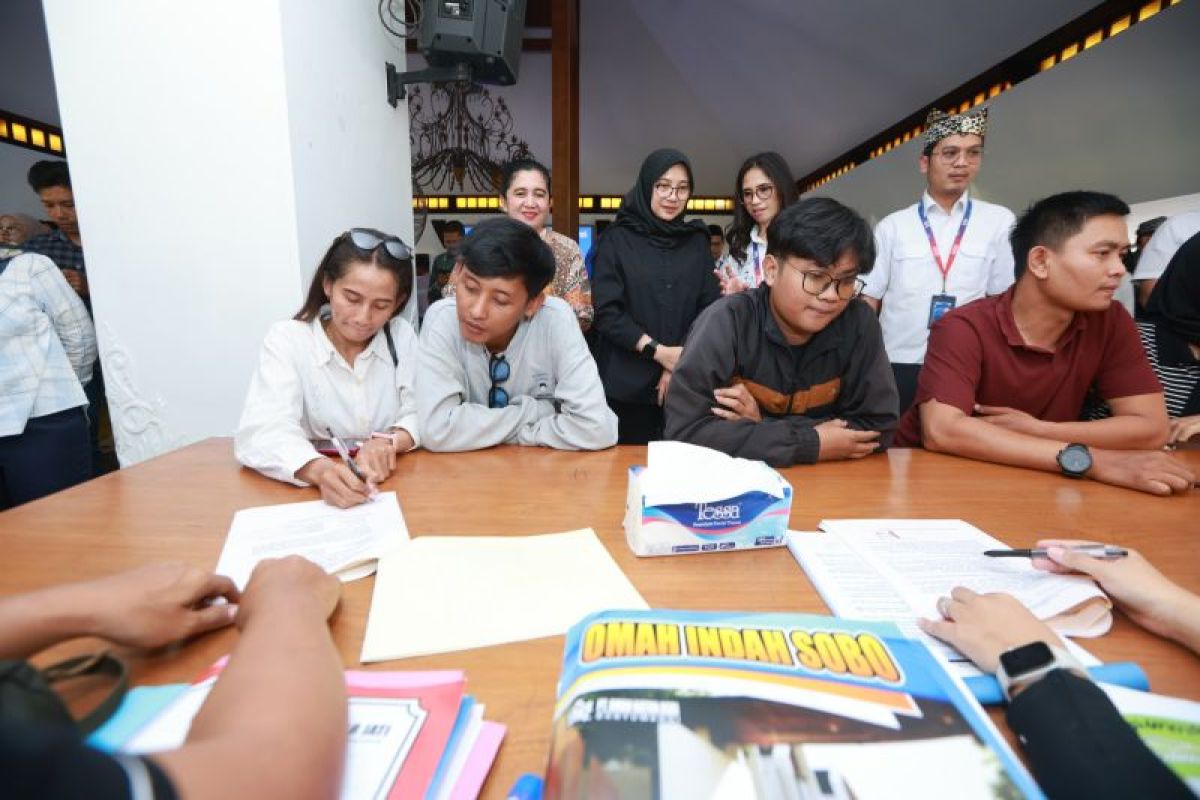 Sebanyak 100 orang di Banyuwangi ikuti akad massal KPR BTN — NadiKabar.com