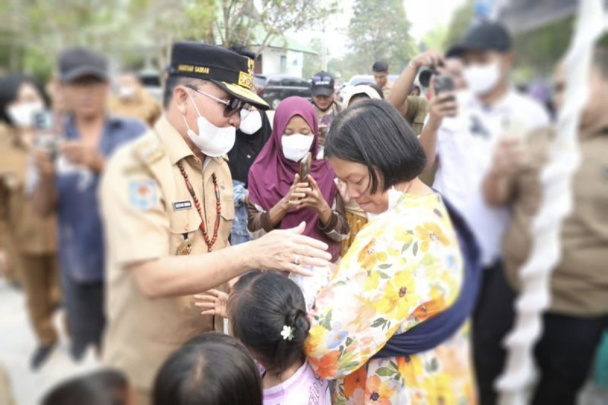 Gubernur Kalteng kawal bantuan pangan karhutla sampai kepada penerima