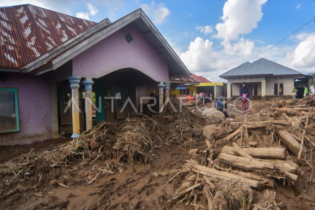 Ilustrasi berita Nasional: 542 penyintas banjir bandang Solok masih mengungsi