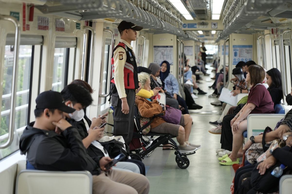 LRT Jabodebek Imbau Pengguna Segera Lapor Jika Merasa Tidak Aman — NadiKabar.com