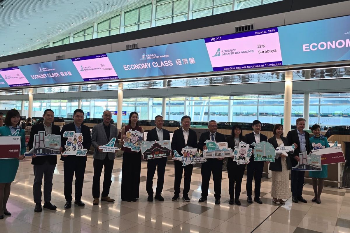 Rute langsung Hongkong-Surabaya dibuka hingga Puskesmas sediakan EKG