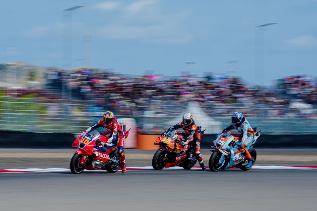 Ilustrasi berita Nasional: Bawa Sport Tourism Indonesia ke Panggung Dunia, BRI Dukung Pertamina Grand Prix of Indonesia 