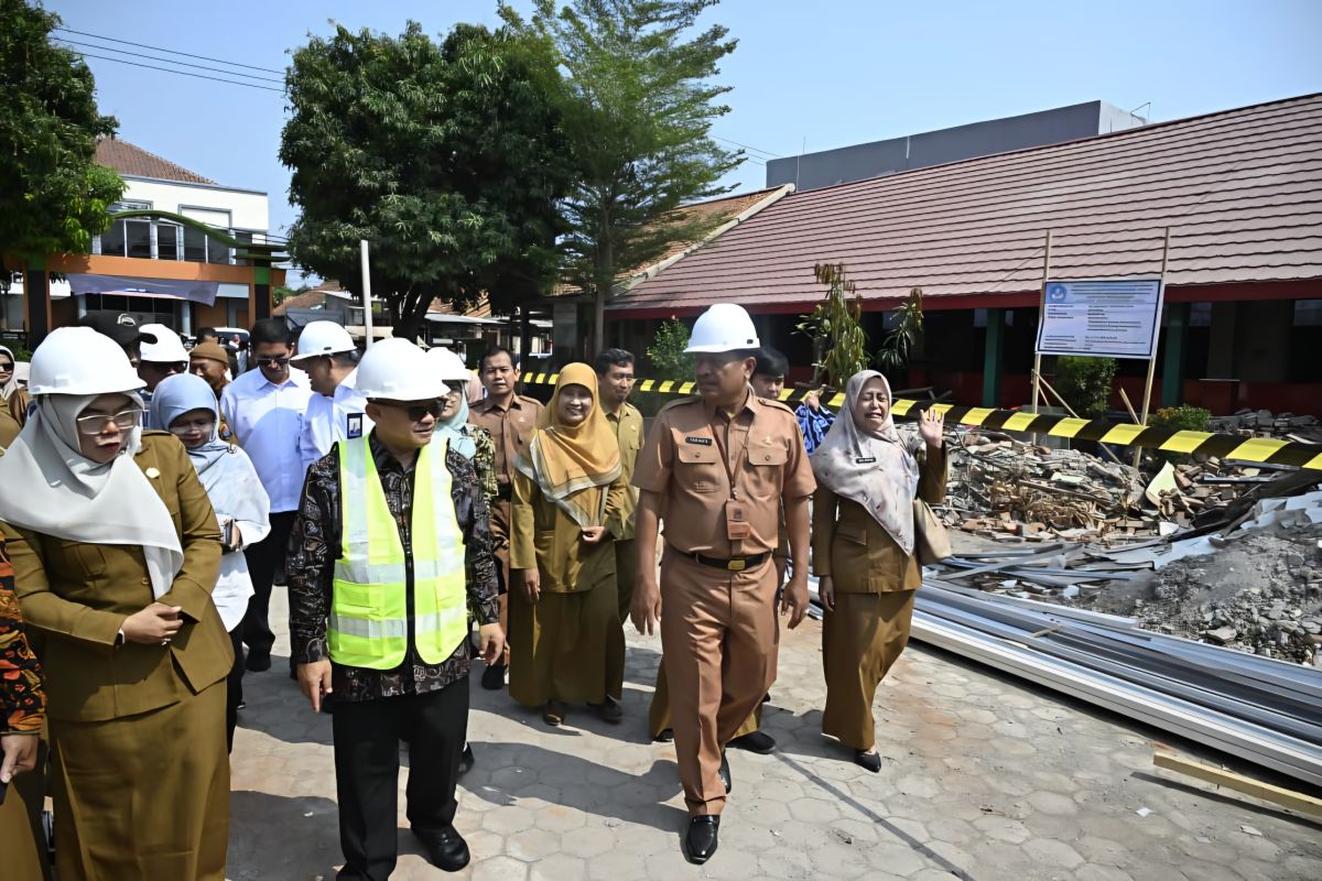 Mendikdasmen targetkan revitalisasi SDN 1 Kedungjaya tuntas Desember — NadiKabar.com