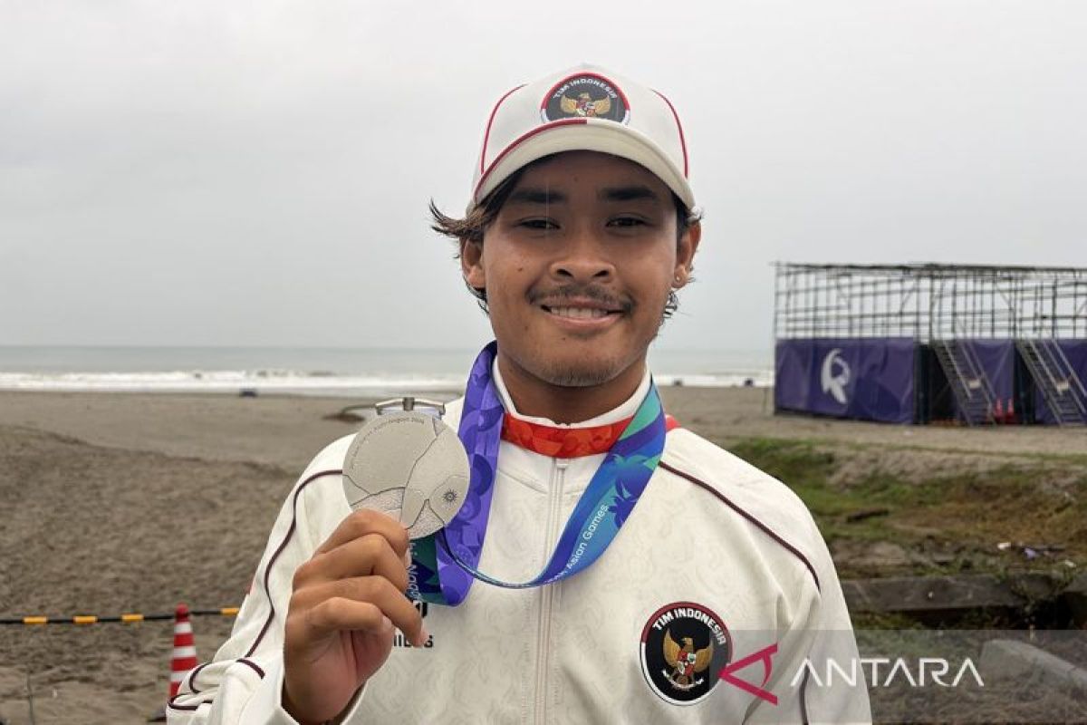 I Made Pajar Ariyana raih medali perak surfing Asian Games