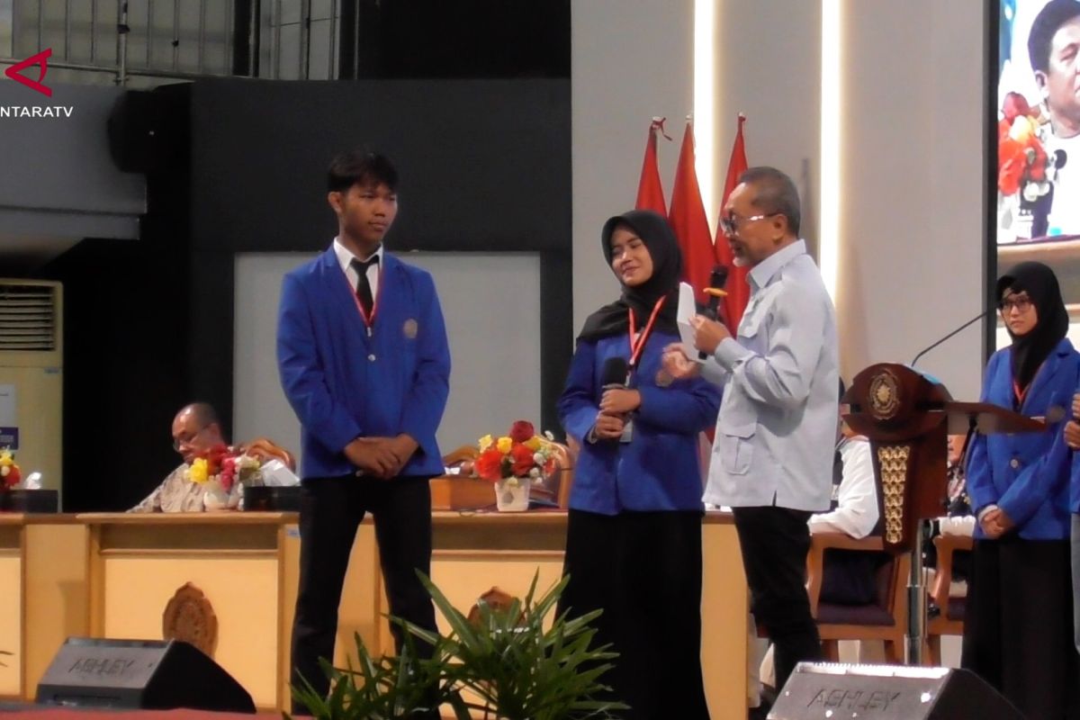 Menko Pangan Ajak Mahasiswa Ambil Peluang di Sektor Pertanian Modern