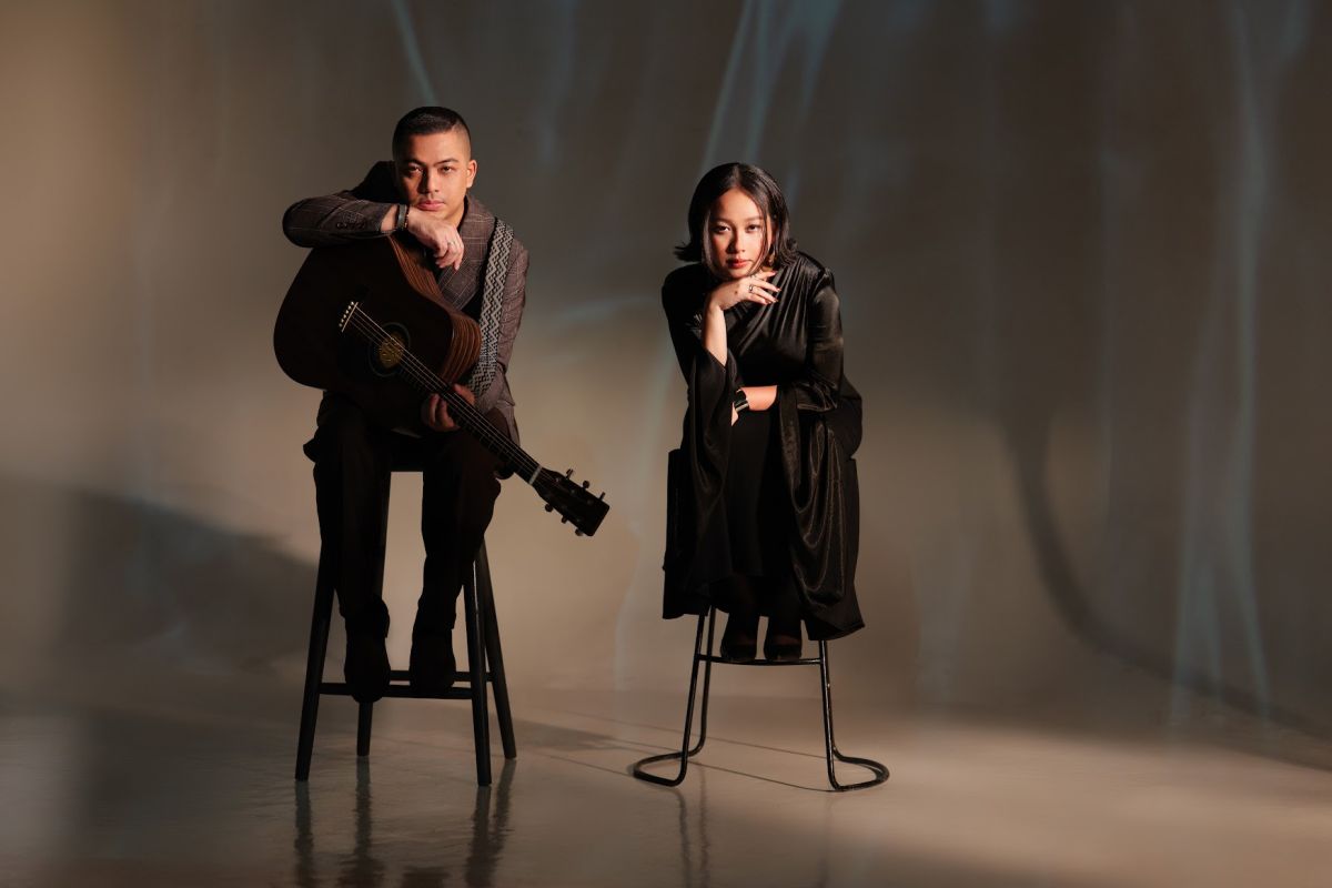 Gloria Jessica dan Ade Govinda rilis album "Blue.” temani patah hati — NadiKabar.com