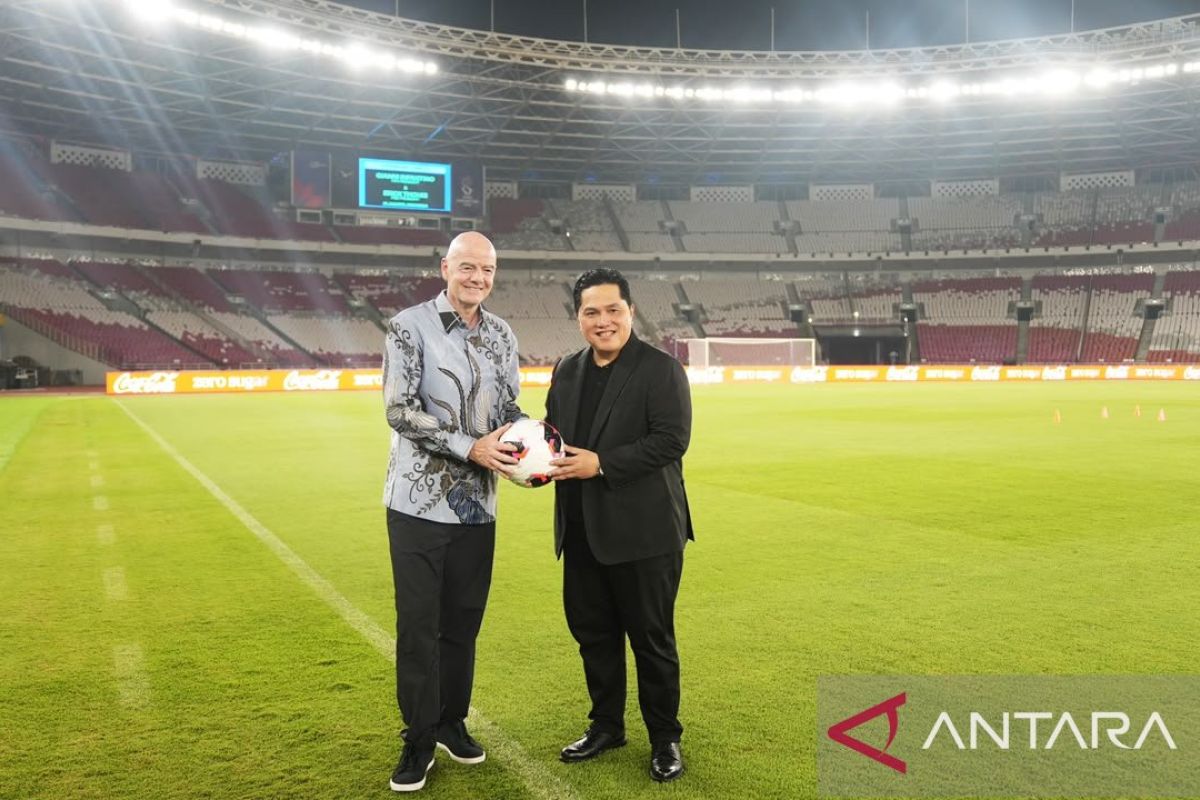 Ilustrasi berita Nasional: Presiden FIFA dan Ketum PSSI tinjau SUGBK jelang final ASEAN Cup