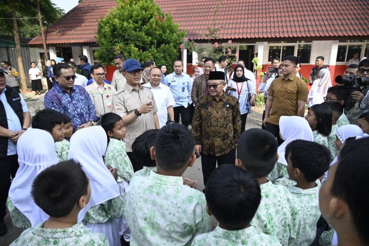 Mendikdasmen-Menko PMK tinjau hasil revitalisasi di Kabupaten Bogor — NadiKabar.com