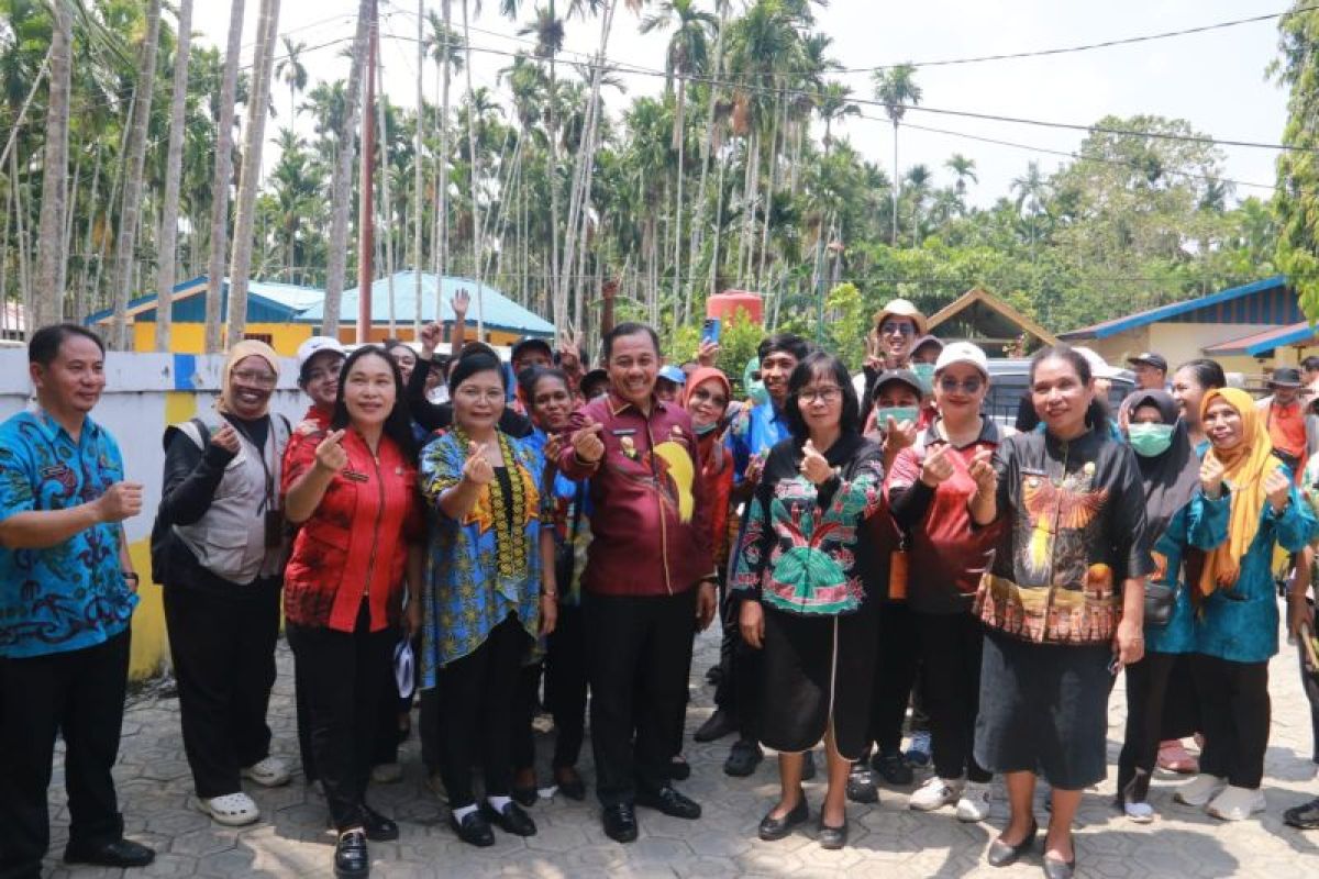 Pemkot Jayapura lakukan pendataan warga dari rumah ke rumah