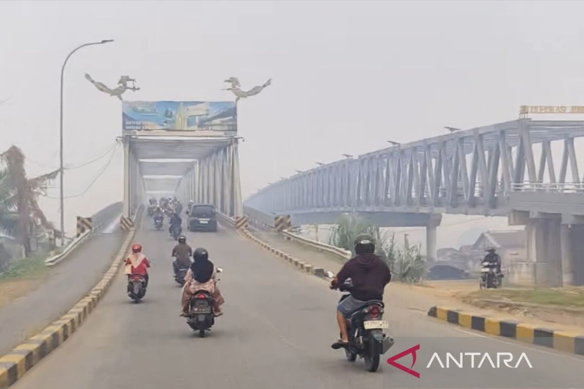 Kendaraan Berat Kini Bisa Melintas di Jembatan Kapuas I Duplikasi
