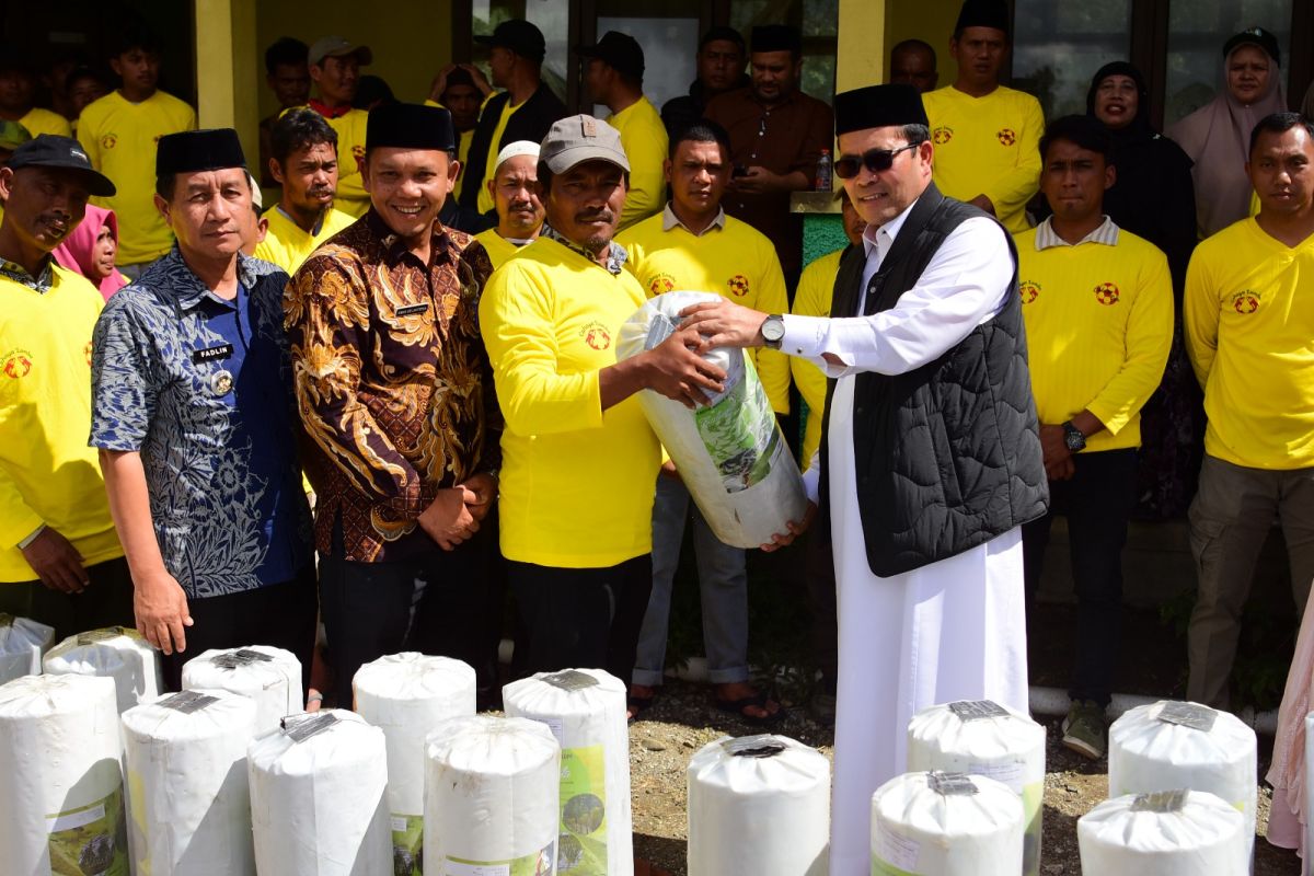 Kementan salurkan 2.640 rol mulsa untuk petani di Aceh Tengah — NadiKabar.com