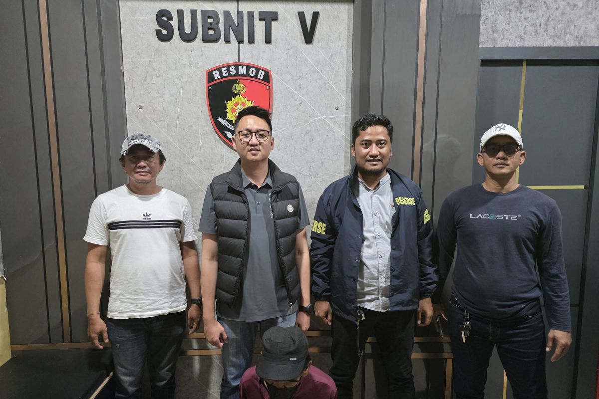 Polisi tangkap lansia yang sengaja tabrakan diri ke mobil di Jakut — NadiKabar.com