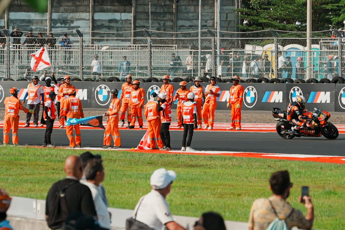 Ilustrasi berita Nasional: MotoGP Indonesia 2026 serap seribuan tenaga kerja lokal