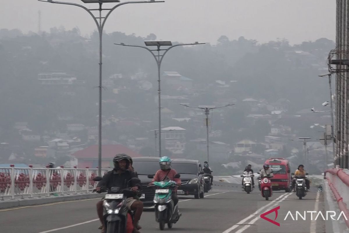 Desak Karhutla Jadi Bencana Nasional, DPR Soroti Asap 3 Bulan
