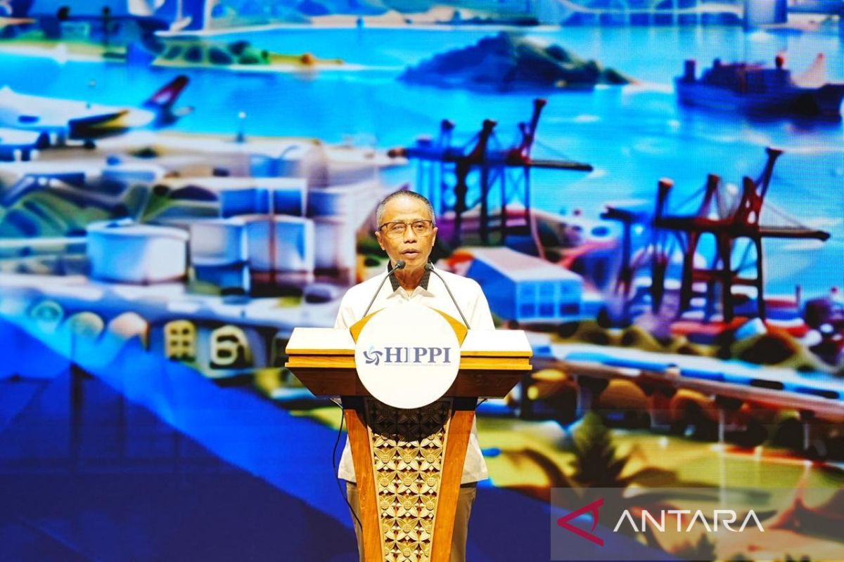 Keterkaitan Investasi Raksasa dan Pelaku Usaha Kecil Dibahas Wamenko