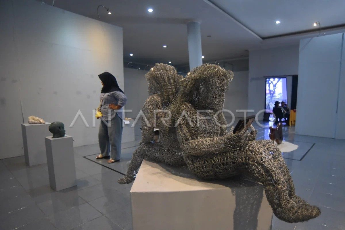 Pameran patung internasional di Padang