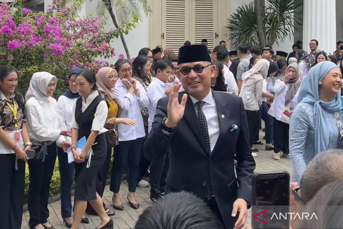 Kemlu berhasil atasi 124 ribu kasus WNI di luar negeri