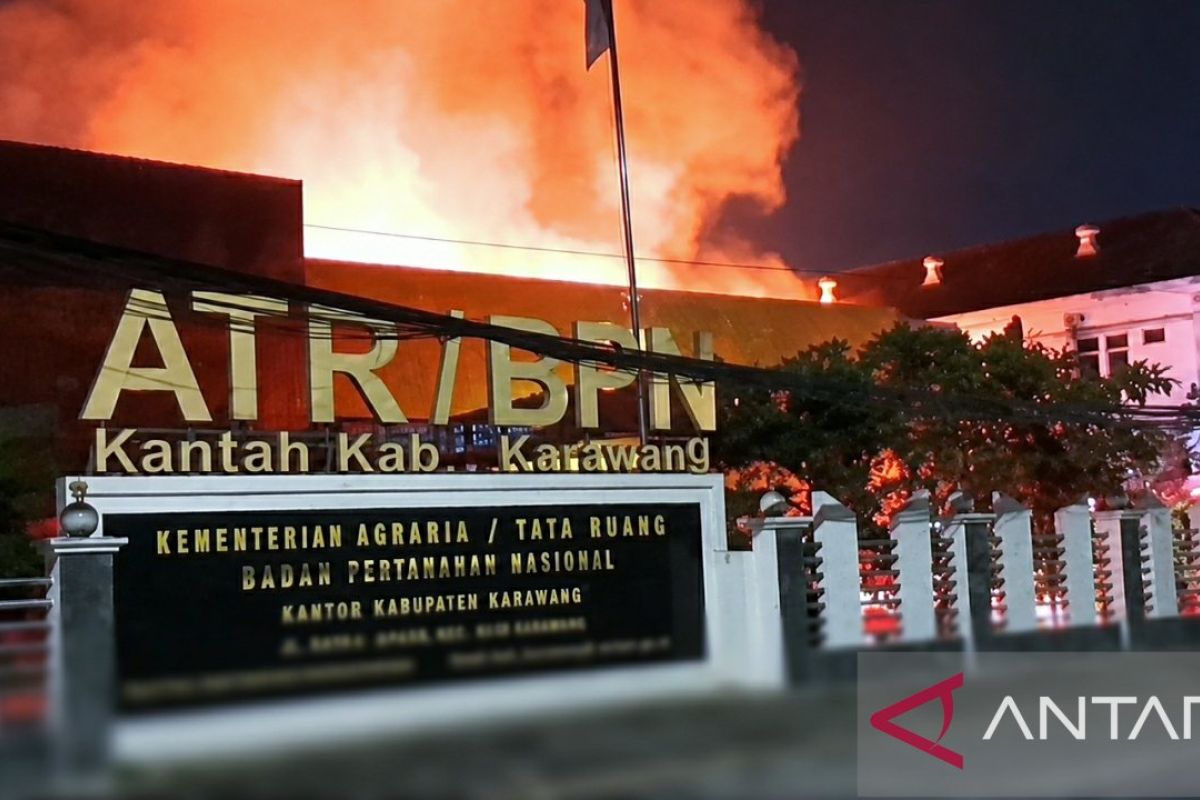 BPN Karawang Terbakar, Wamen ATR Dukung Polisi Usut Tuntas