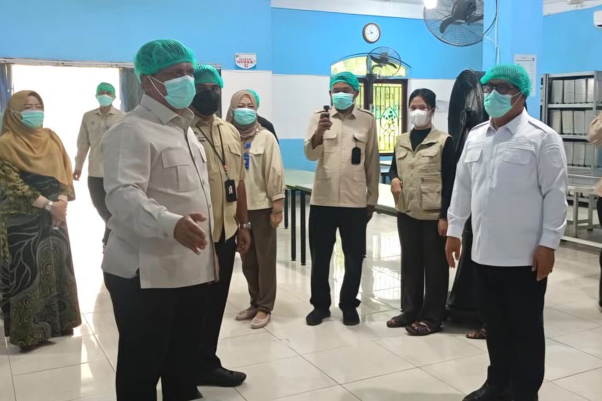 Waka BGN Trenggono tekankan kepatuhan standar SPPG di Batam — NadiKabar.com
