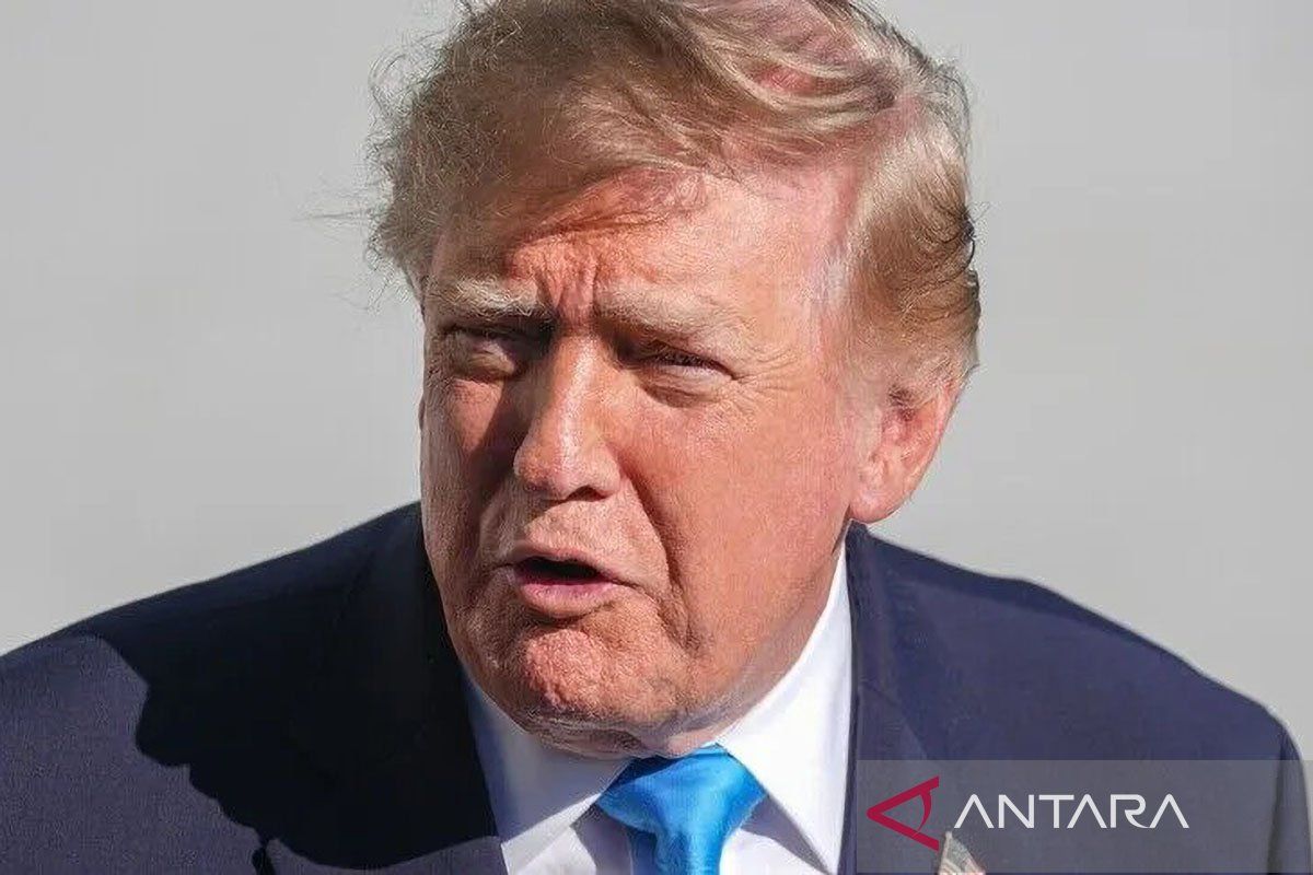 Photo: ANTARA News US weighs MOAB use against Iran nuclear sites