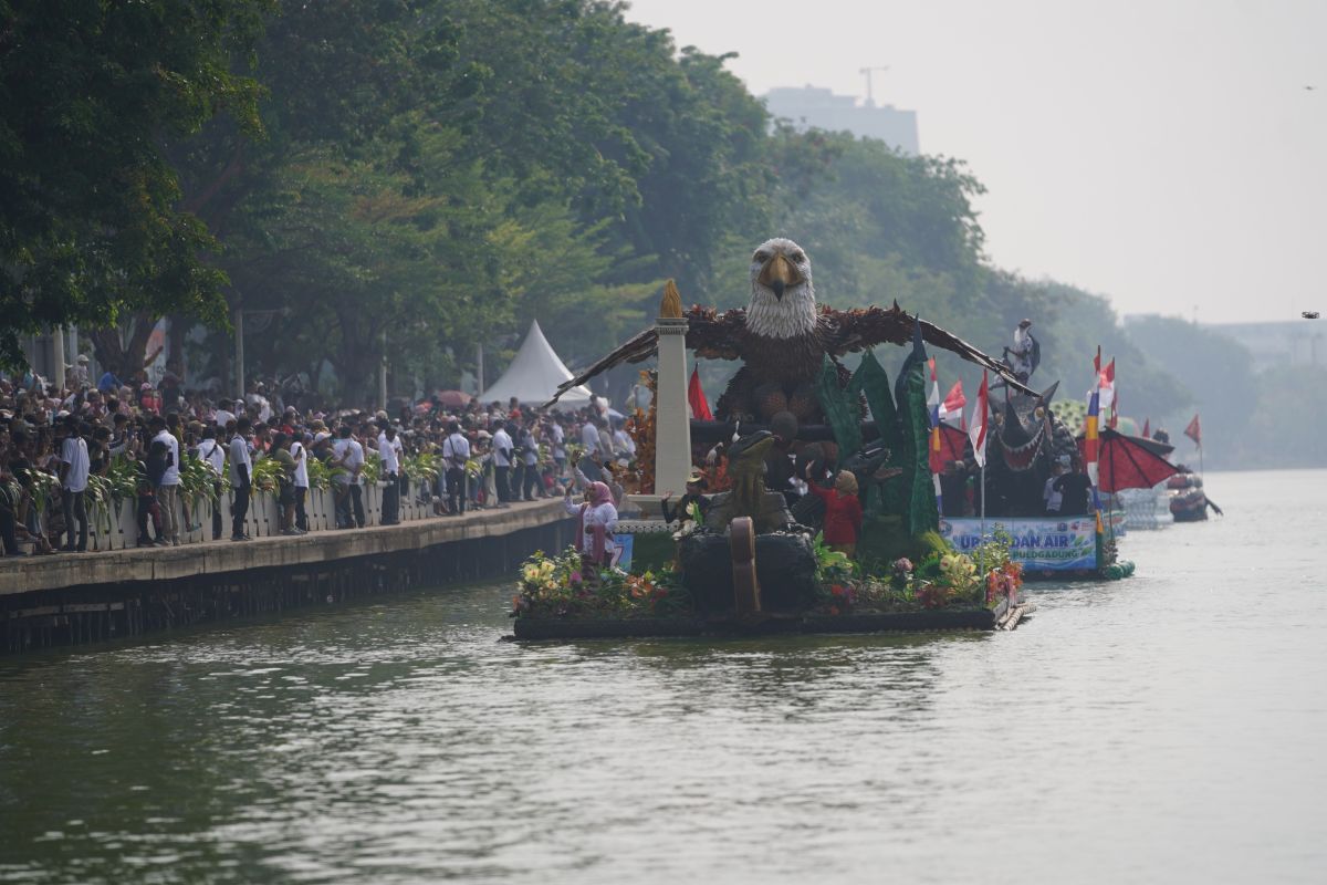 18.400 galon dan 47 ribu plastik diubah jadi perahu di Festival Cilung — NadiKabar.com