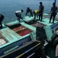 Siswa SMPN 2 Pulau Sembilan arungi laut selama 17 jam demi UNBK