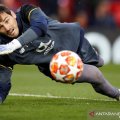 Kiper Porto Casillas kuat usai  serangan jantung