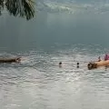 Mencari "rinuak" di Danau Maninjau, seorang nelayan tewas