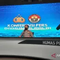 Polri menjerat penceramah Yahya Waloni dengan pasal berlapis
