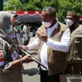 Kepala Bnpb Yakin Pengendalian Covid 19 Di Pon Xx Papua Berjalan Baik Antara News<script async src=