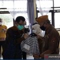 Pemprov Kaltim salurkan  bantuan untuk lansia dan veteran
